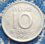 Серебряная монета 10 эре Швеции 1958 года
